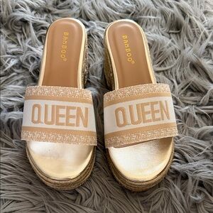 BAMBOO Women's Gold and Cream Queen Slide Sandals